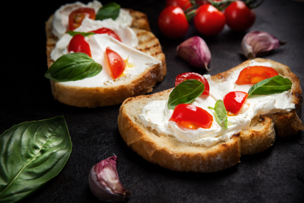 Toast con Formaggio Fresco